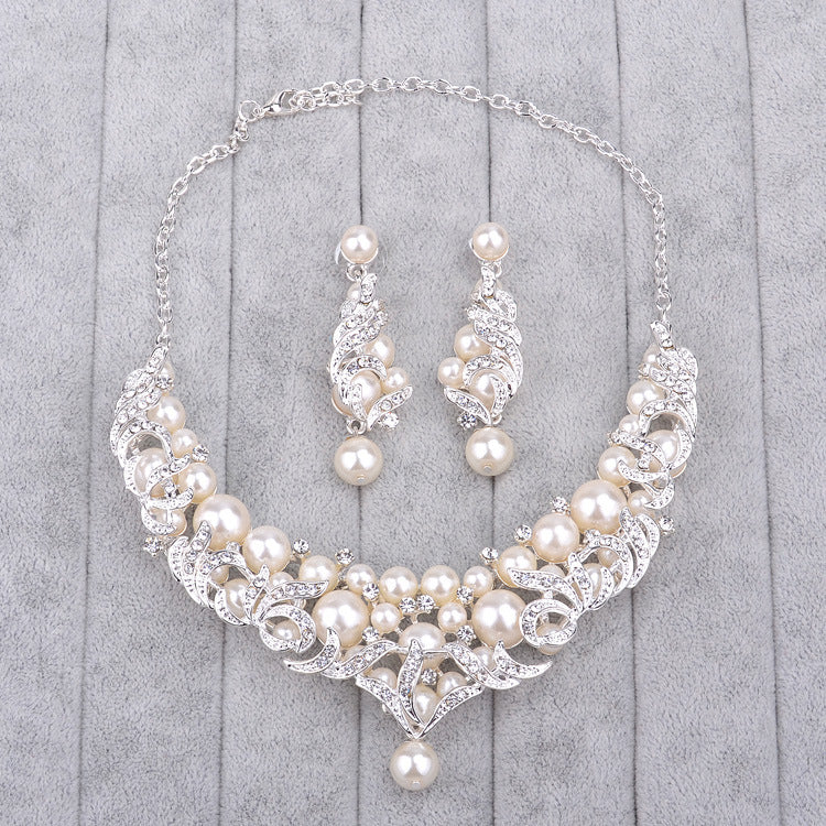Camelia's Formal Jewelry Set