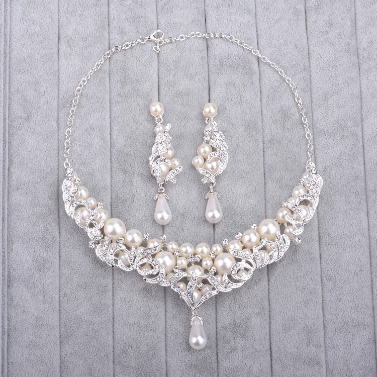 Camelia's Formal Jewelry Set