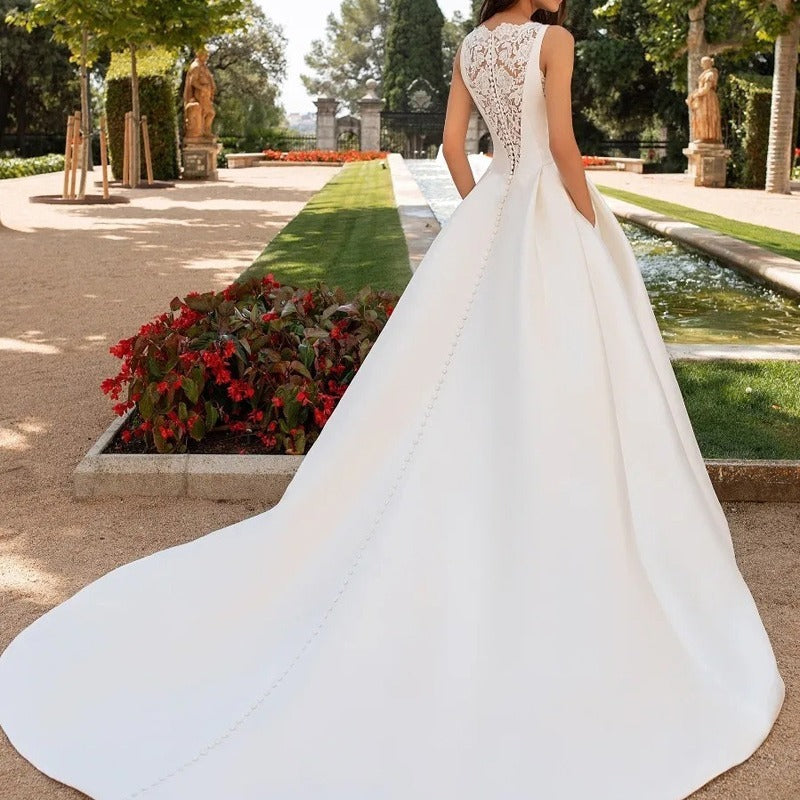 French Retro Lace and Satin Elegant Chapel Wedding Gown.