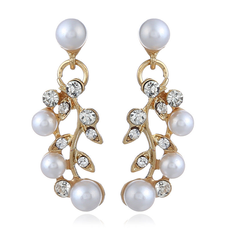 Pearl and Rhinestone Vine Design Bridal Set