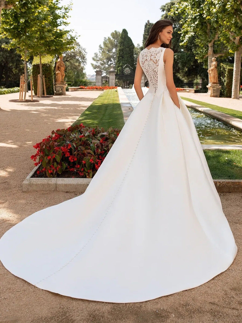 French Retro Lace and Satin Elegant Chapel Wedding Gown.