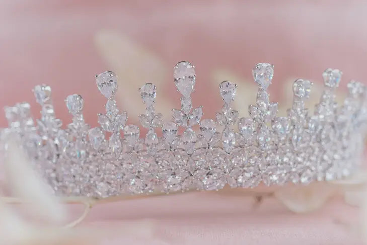 Sugarcane & Co. Elizabeth Tiara