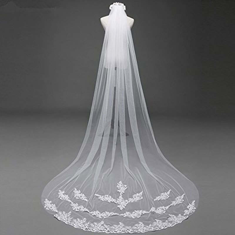 Romantic Lace Flower Design Bridal Veil