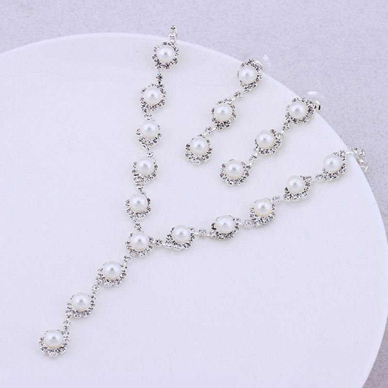 Classic Pearl and Rhinestone 3pcs Wedding Set