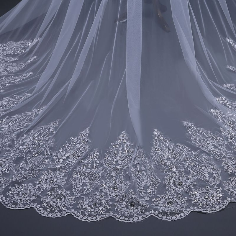 Bridal Cathedral Veil with Rhinestone and Lace