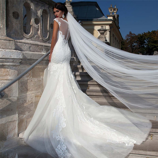 The Ultimate Guide to Choosing Your Dream Bridal Veil