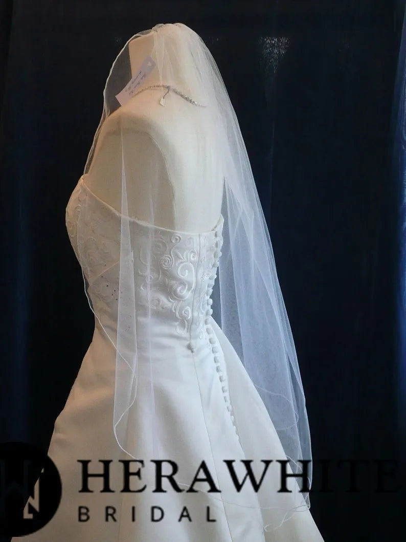Herawhite Delicate Pipping Edge Wedding Veil