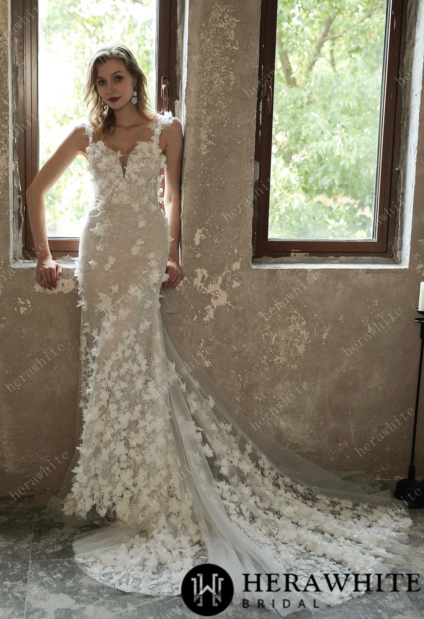 Stunning 3D Petal Lace Sparkly Tulle Wedding Dress