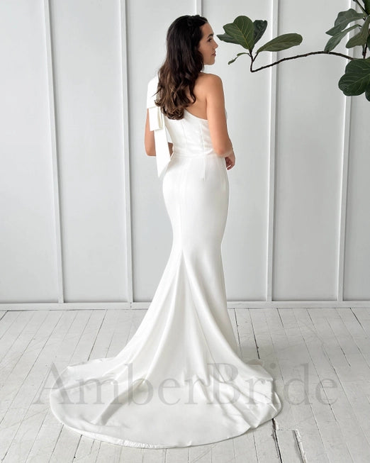 Elegant Mermaid Crepe Wedding Dress with One Shoulder Bow