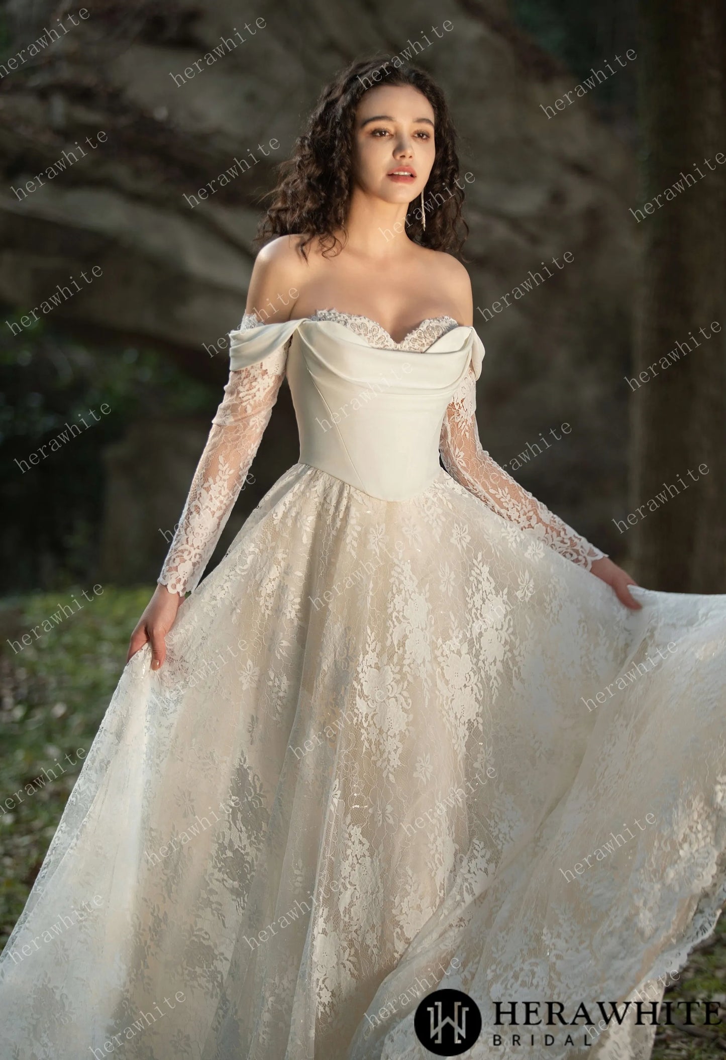 The Shantel Wedding Gown – Chantilly Lace Sweetheart Wedding Dress