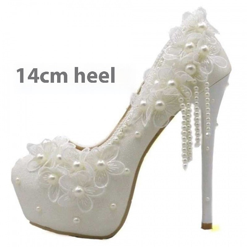 Lace and Flower Rhinestone Tassel High-heeled Bridal Shoes