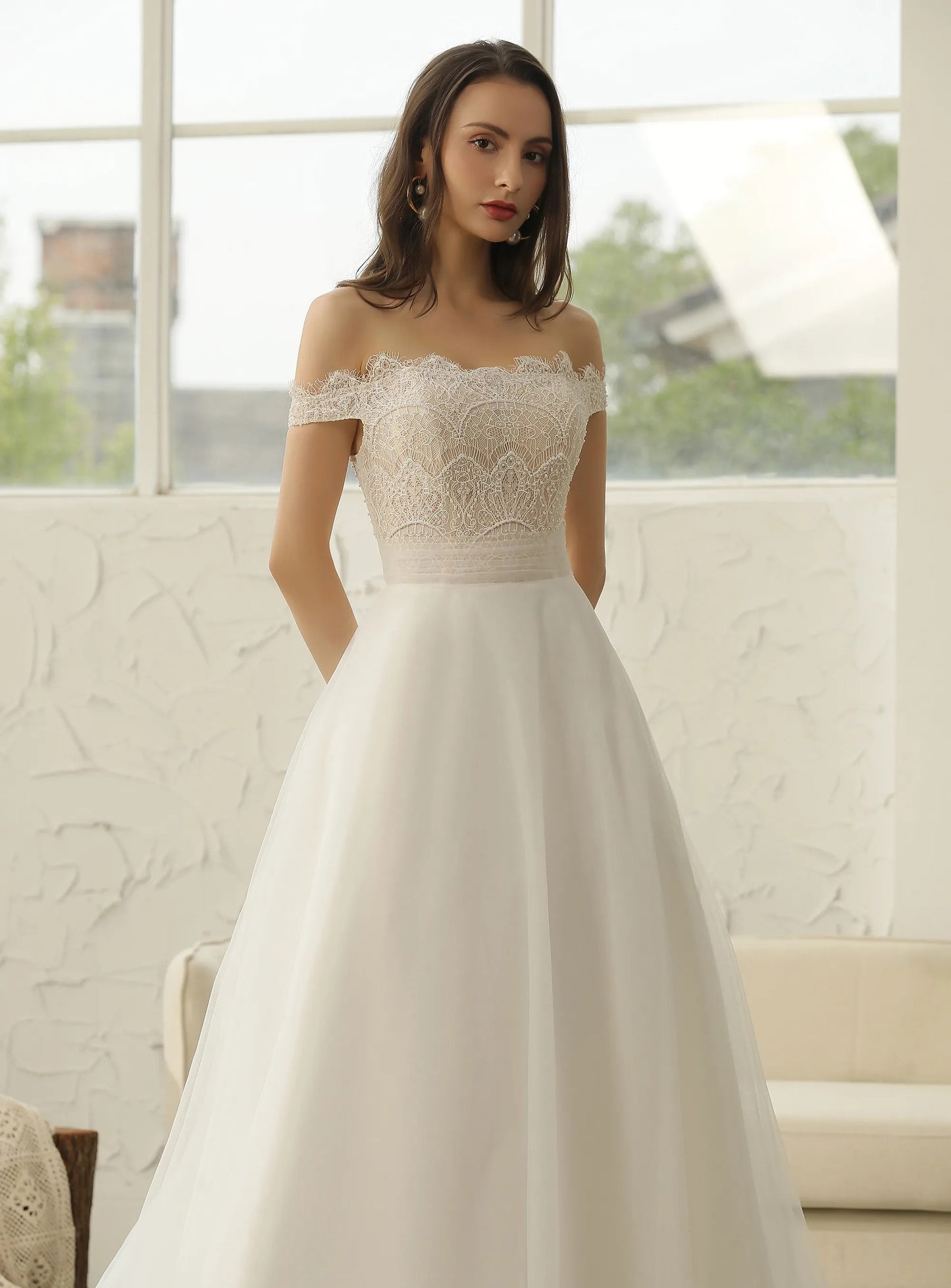 Off-The-Shoulder Beading Lace Pleating Wedding Gown