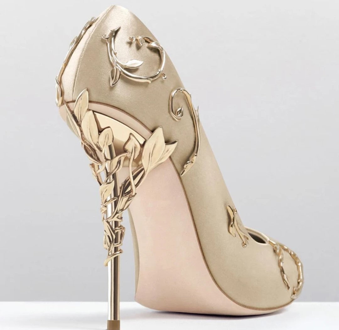 Elegant Silk and Leaves Formal Pumps