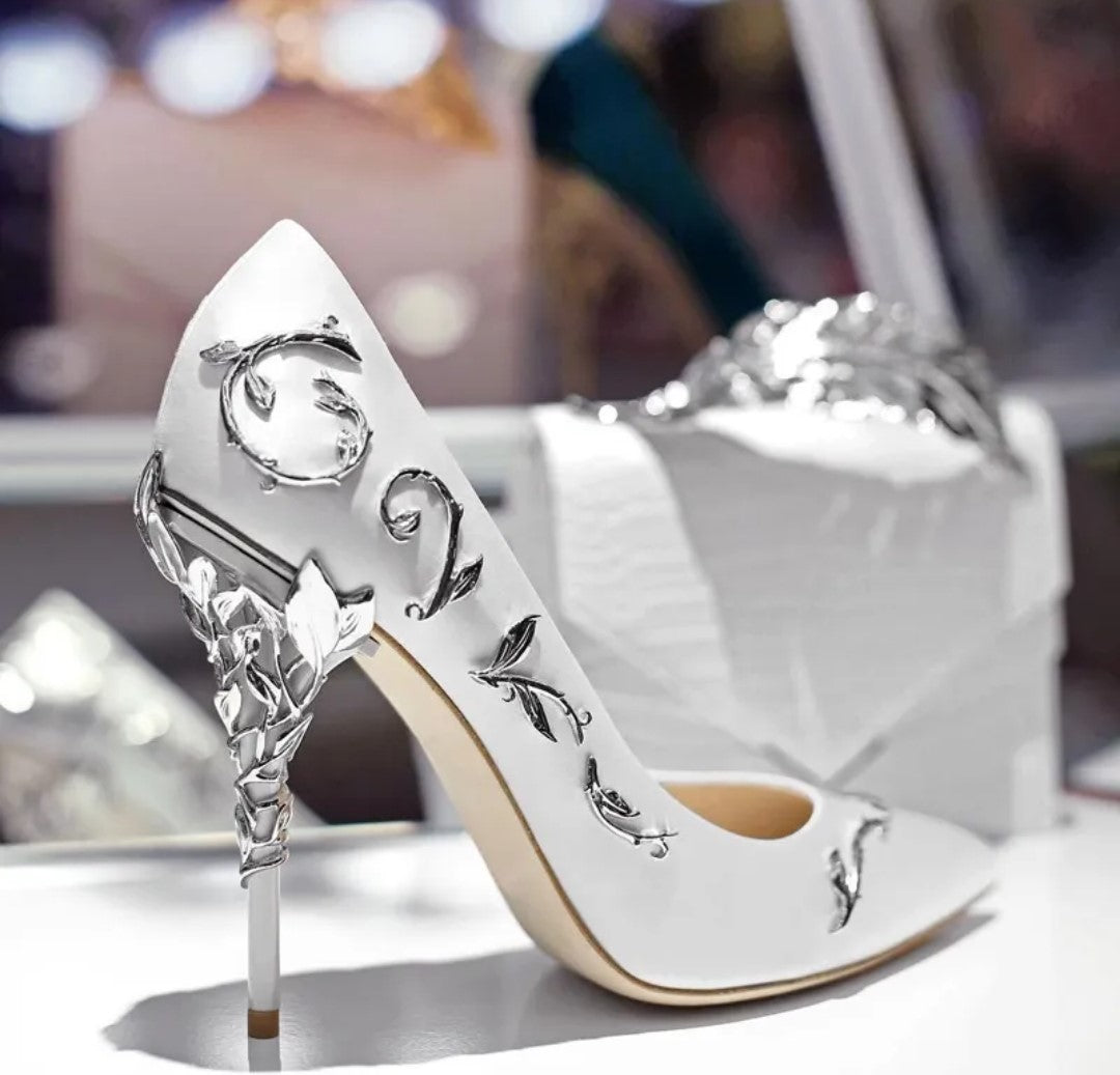 Elegant Silk and Leaves Formal Pumps