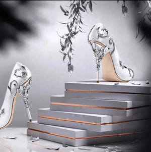 Elegant Silk and Leaves Formal Pumps