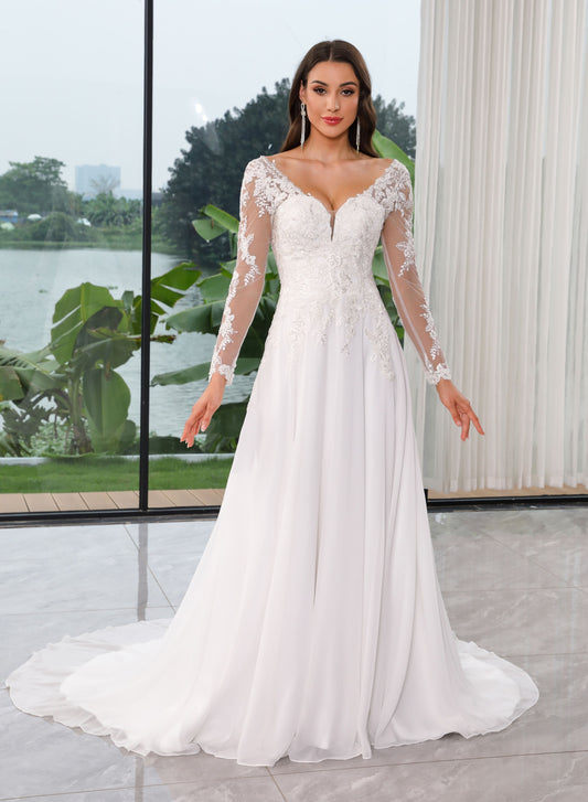 Gorgeous Long Sleeves Chiffon and Lace Wedding Gown