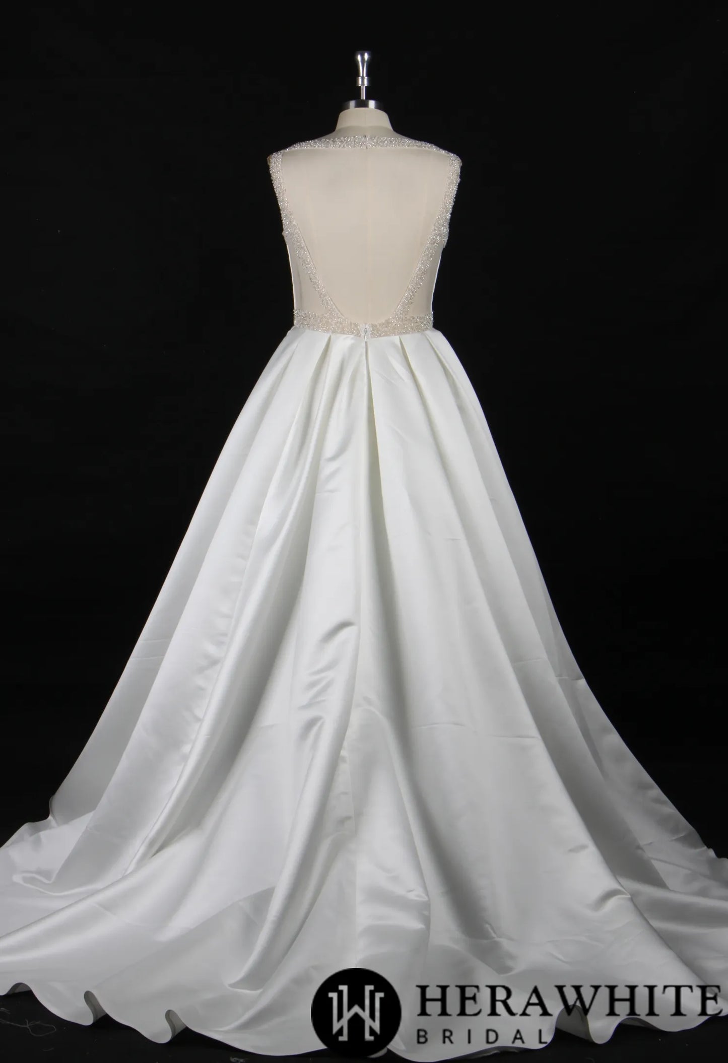 Classic V-Neck Princess Silhouette Beaded Belt Wedding Dress