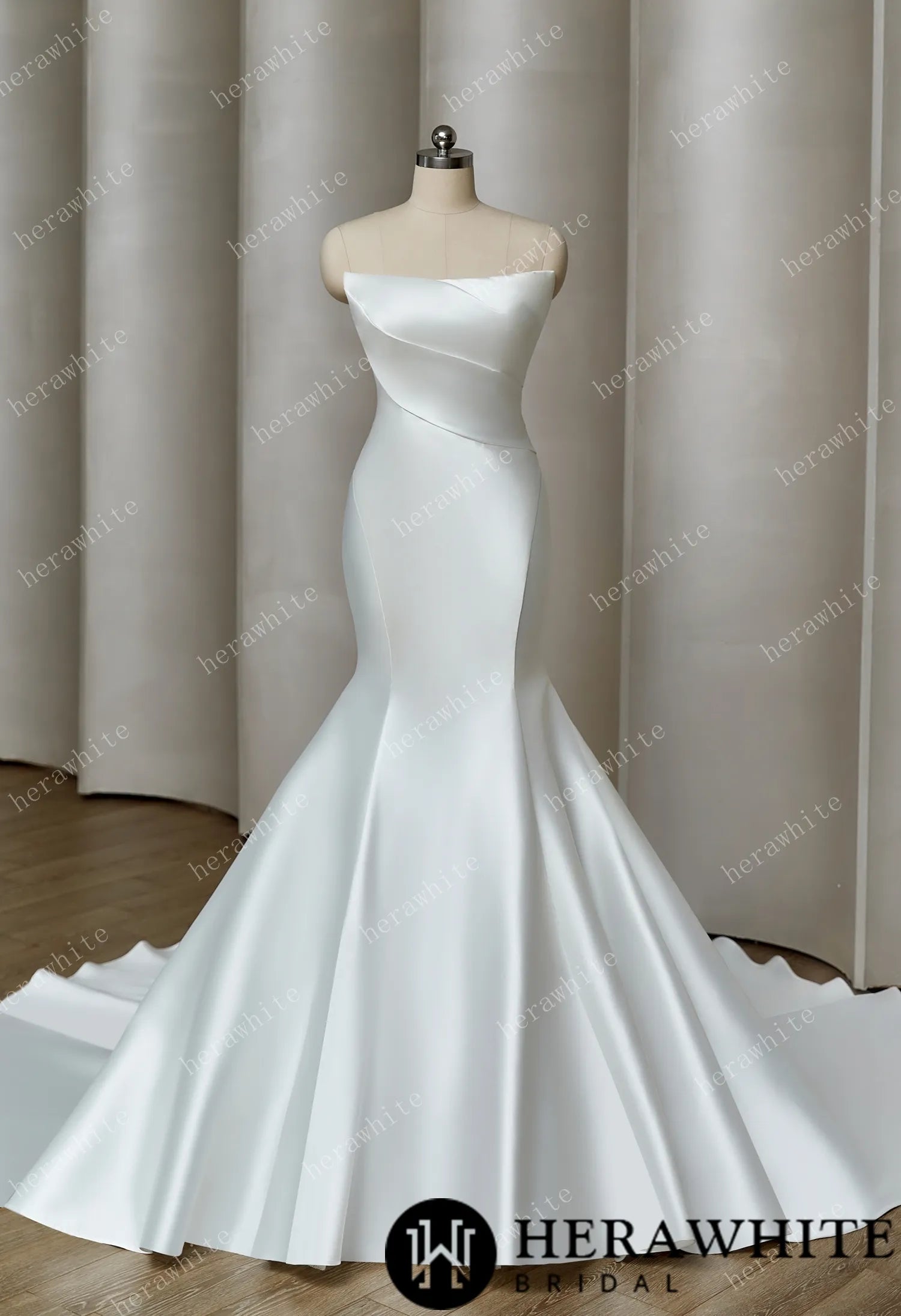 Classic Strapless Mermaid Gown with Button-Adorned Back