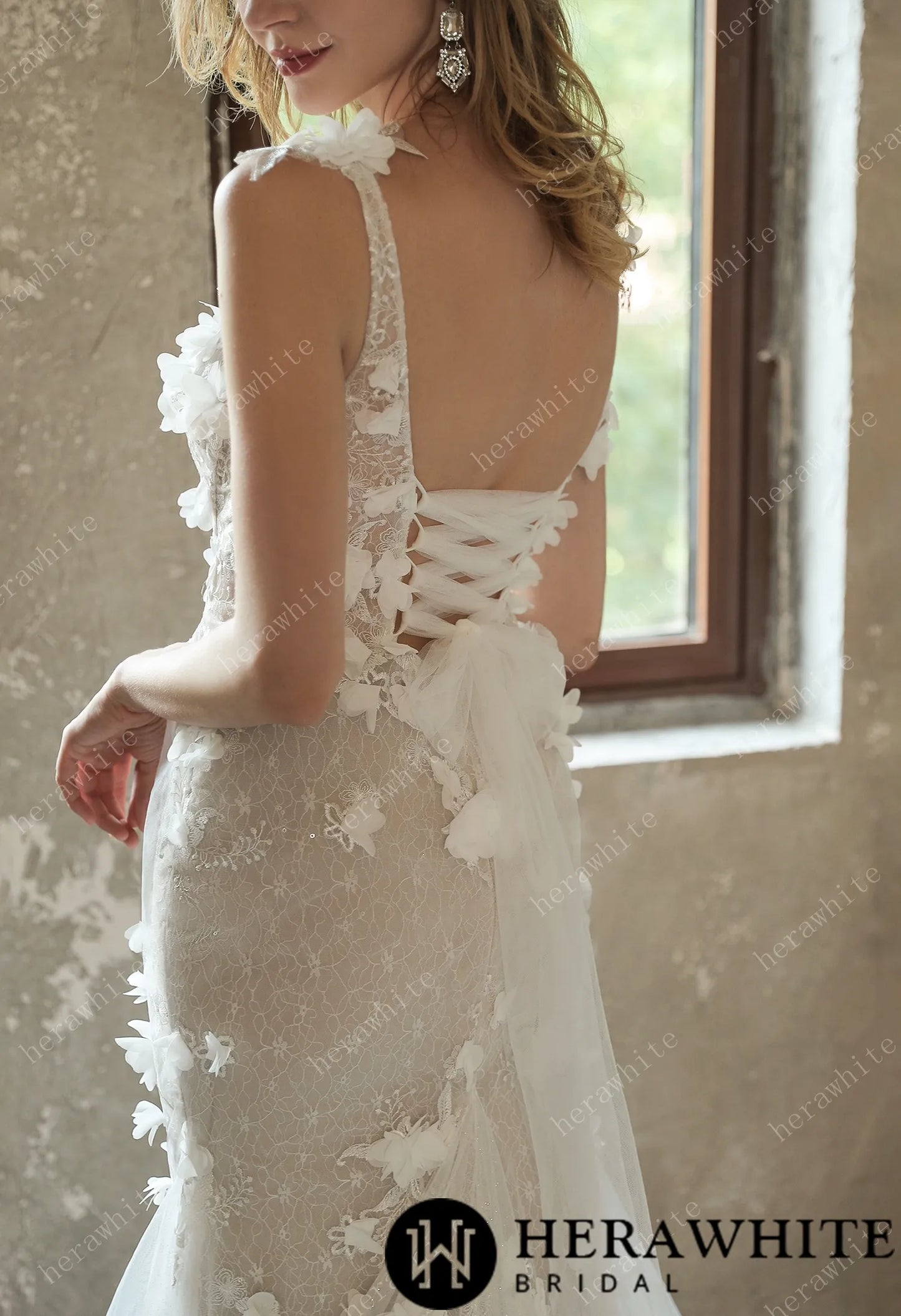 Stunning 3D Petal Lace Sparkly Tulle Wedding Dress