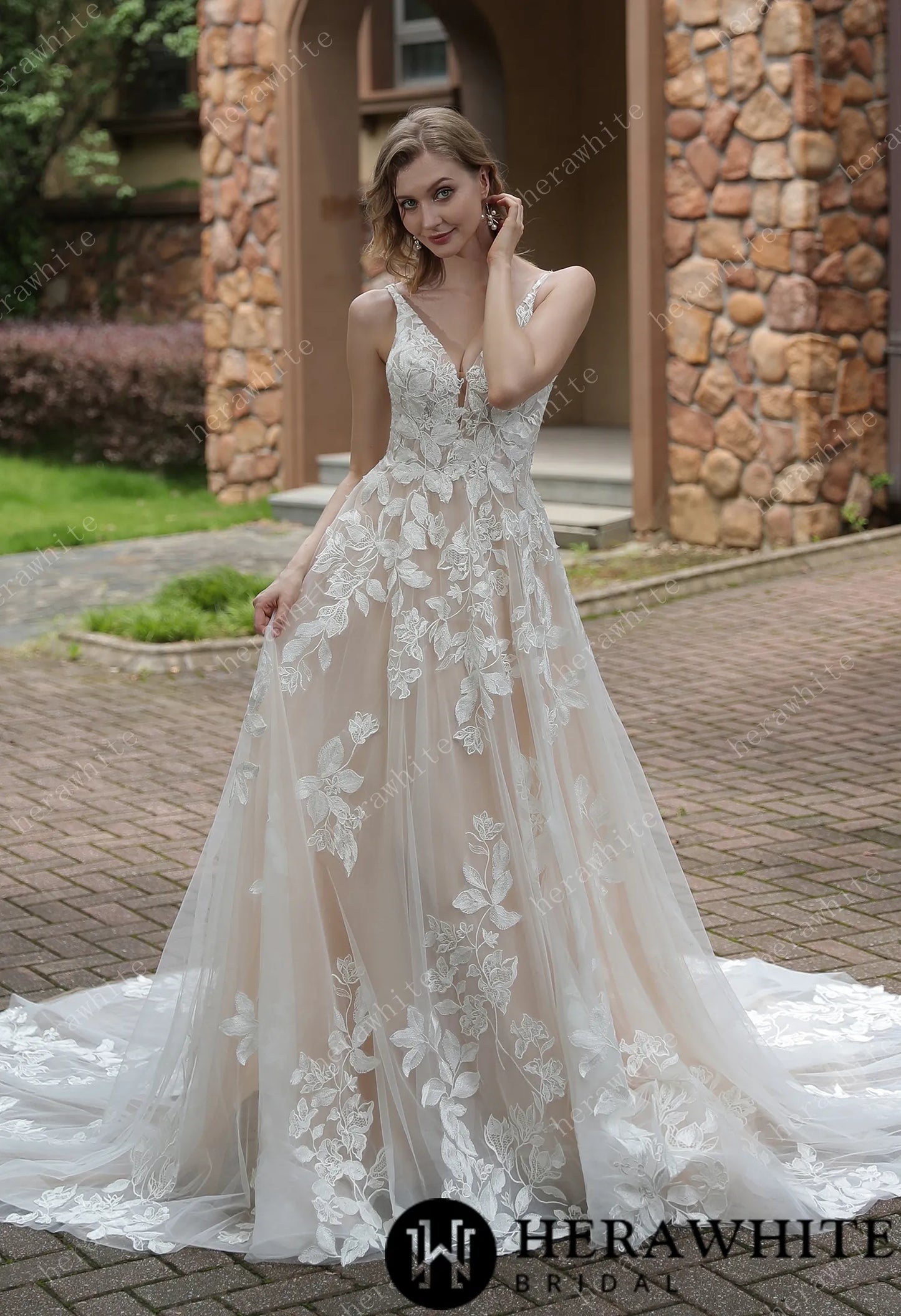 Luxurious Floral Lace A-Line Wedding Gown