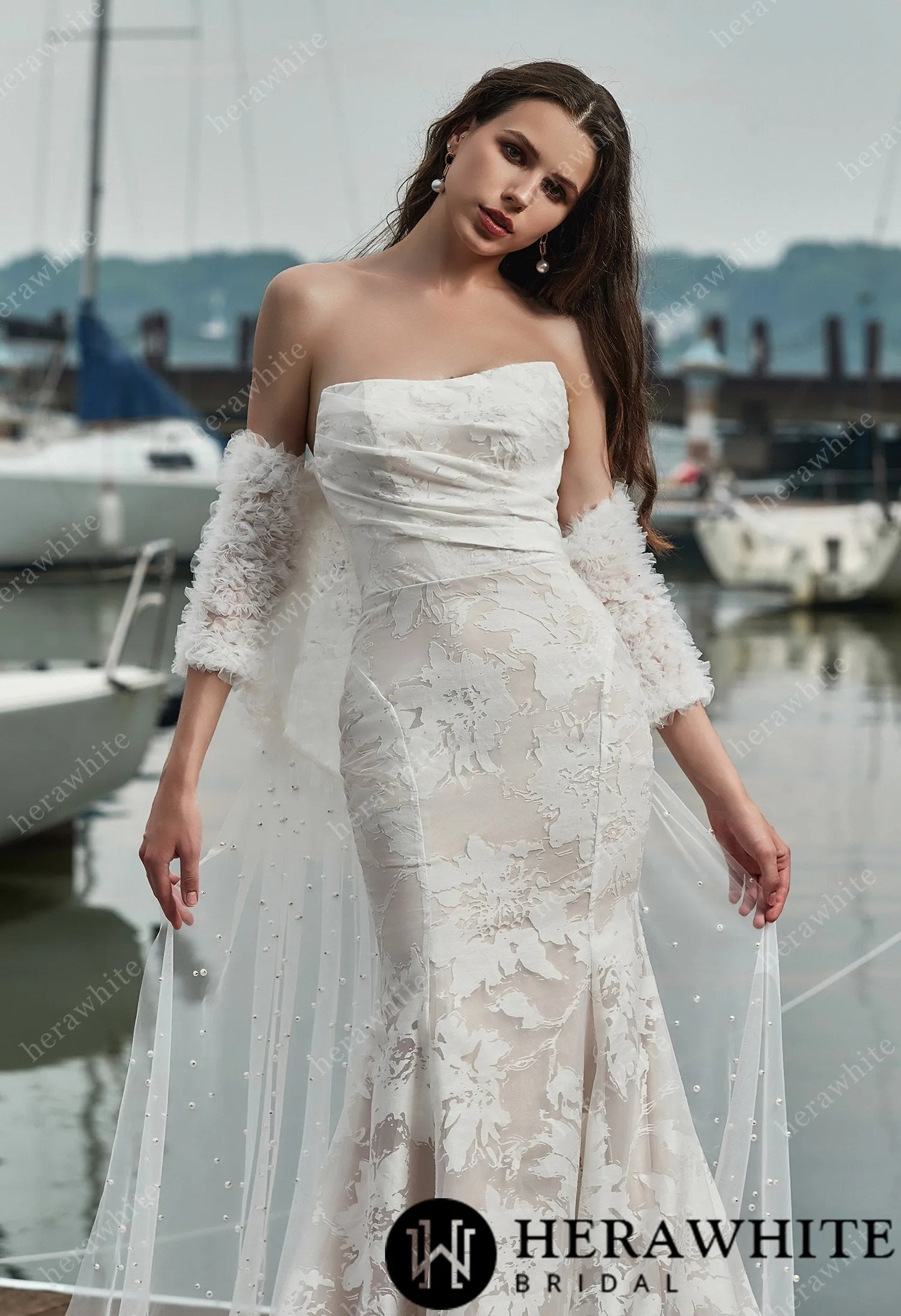 Strapless Mermaid Organza Wedding Dress with Detachable Shawl