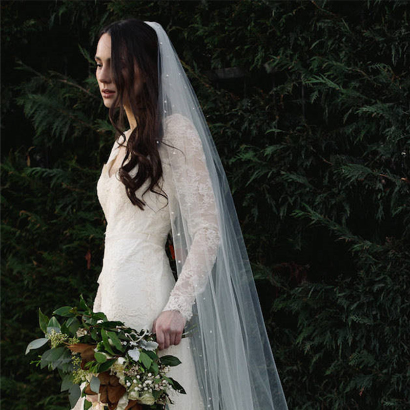 Romantic Pearl Beaded Wedding Veil